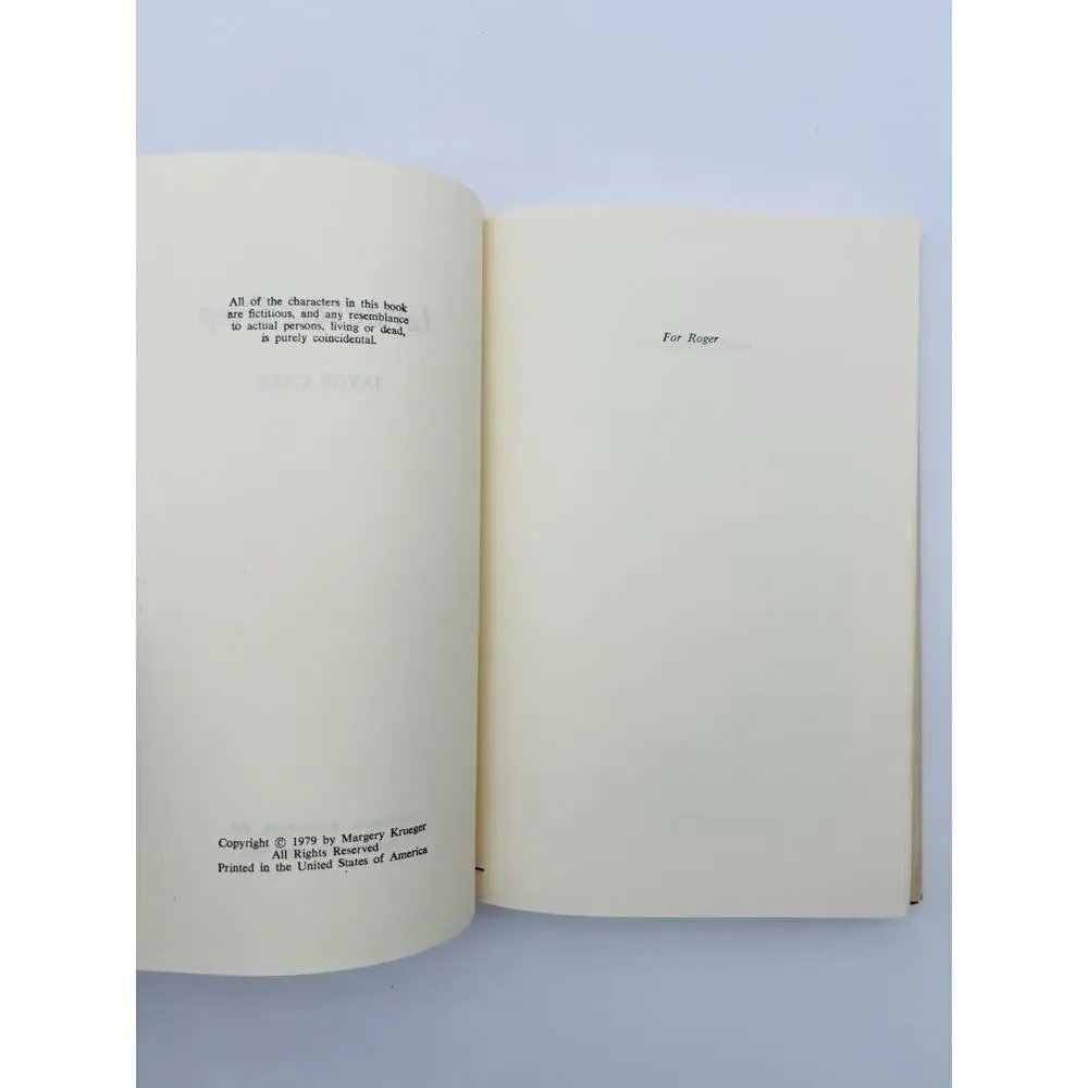 Leviathan’s Deep by Jayge Carr Hardcover Book. 1st Edition And 1st Printing.